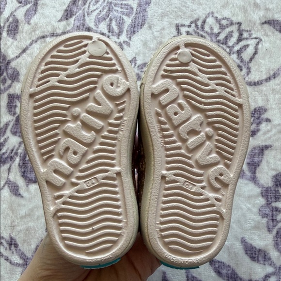 Gold Native Girl Shoes toddler 4 - Picture 3 of 4